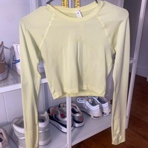 Lululemon cropped long sleeve